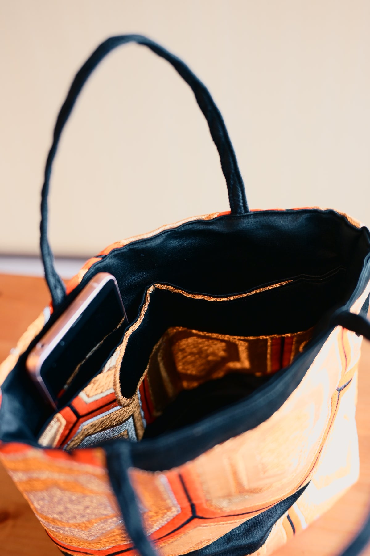 OBI HANDHELD BAG HHB011