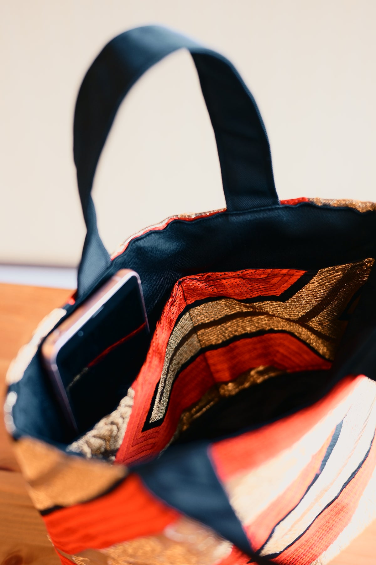 OBI HANDHELD BAG HHB013